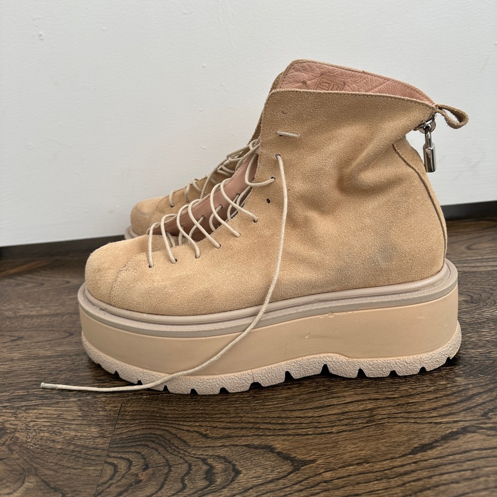 LF platform suede tan lace up boots with lock detail